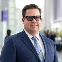 Headshot of Kevin Bumen