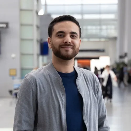 Headshot of Assem Bettaibi